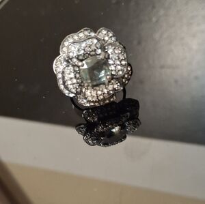 Stella & Dot Floral Pave Set Crystal Ring